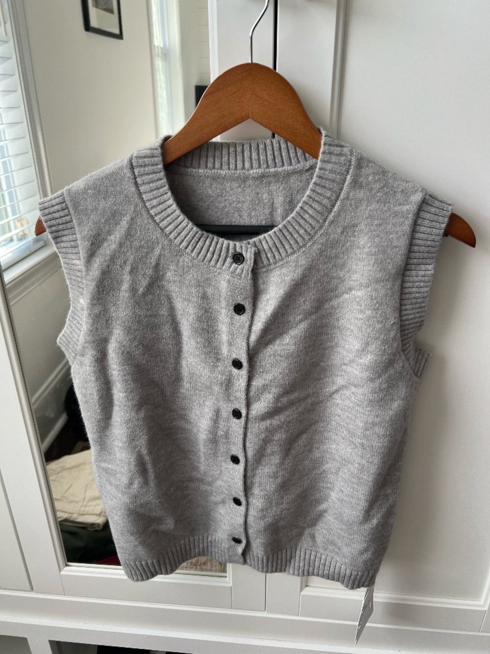 NWT Commense Heather Grey Button Front Sleeveless Knit Sweater Vest S